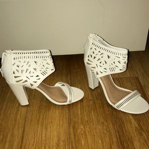 Never worn bamboo white heel